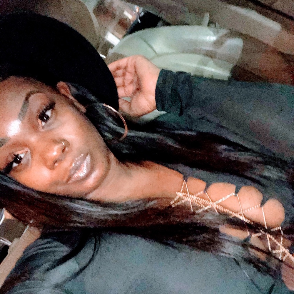 Meet your Posher, Brittny